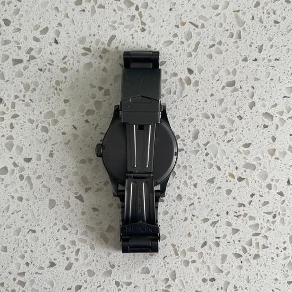 NIXON The Sentry SS Watch - Picture 2 of 2